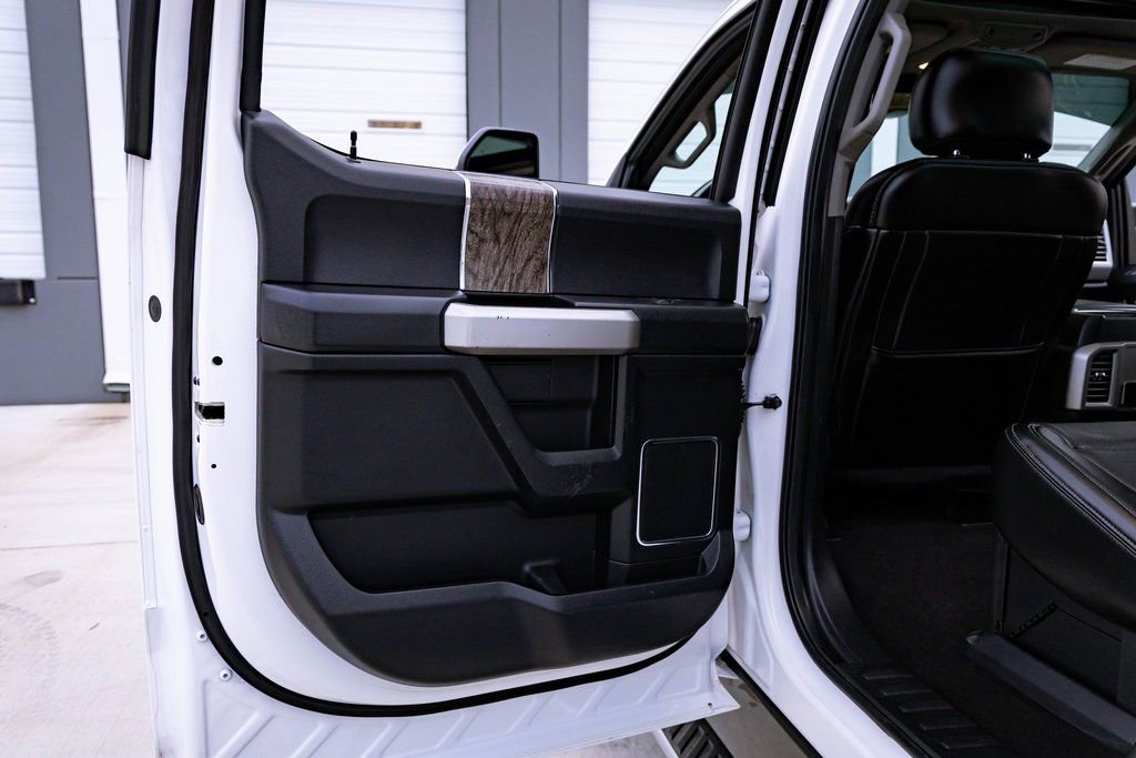 Used 2017 Ford F350 Lariat w/ Lariat Ultimate Package image 27