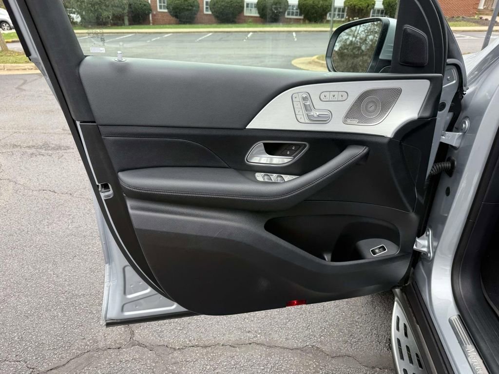 Used 2024 Mercedes-Benz GLE 350 4MATIC image 12