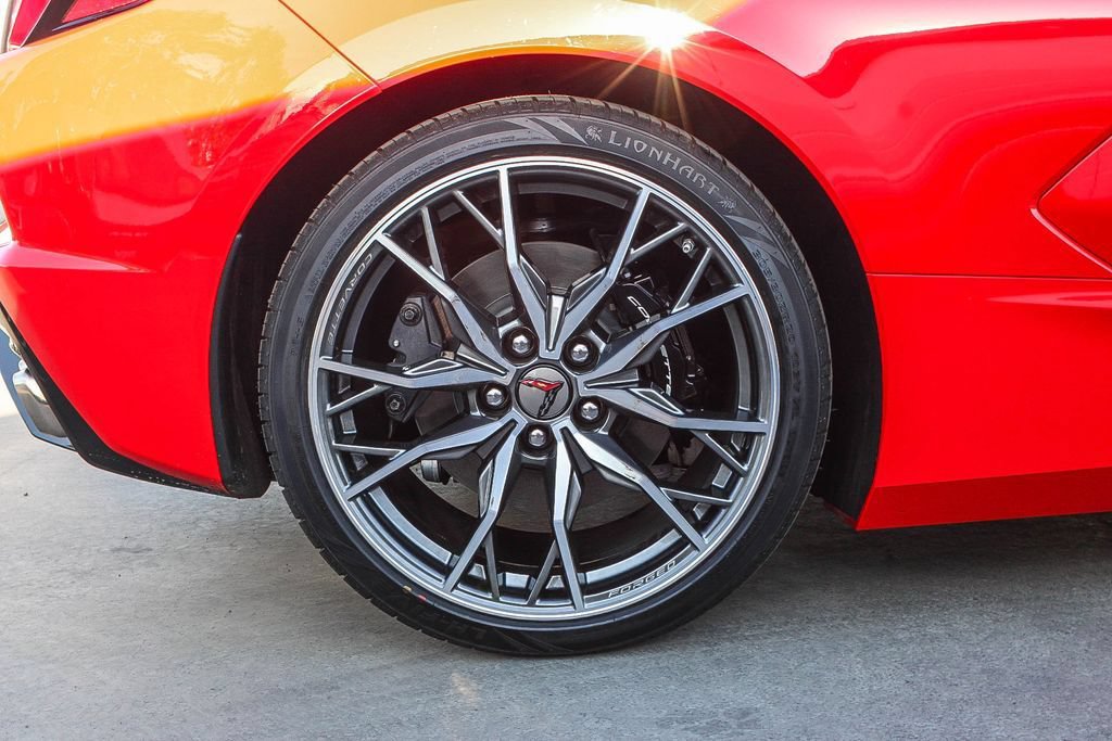 Used 2024 Chevrolet Corvette Stingray Premium Cpe w/ 3LT RWD image 12