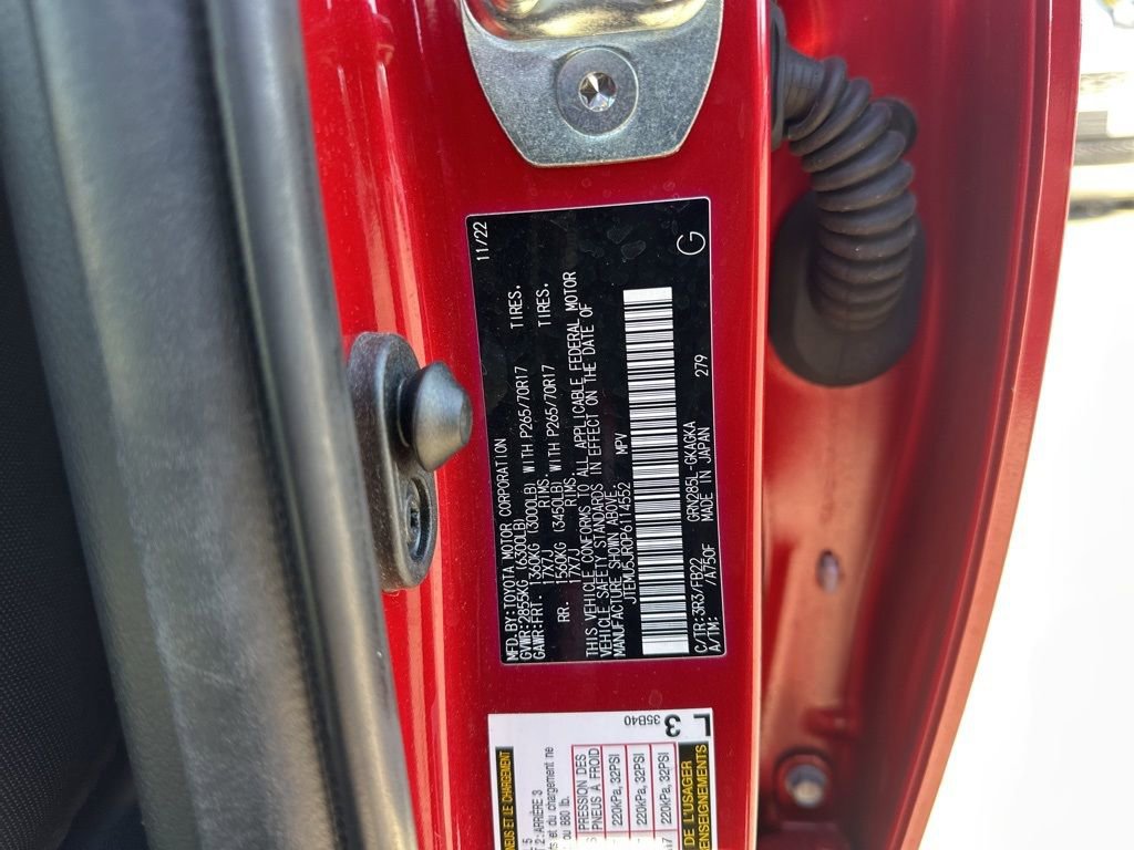 Used 2023 Toyota 4Runner SR5 image 33