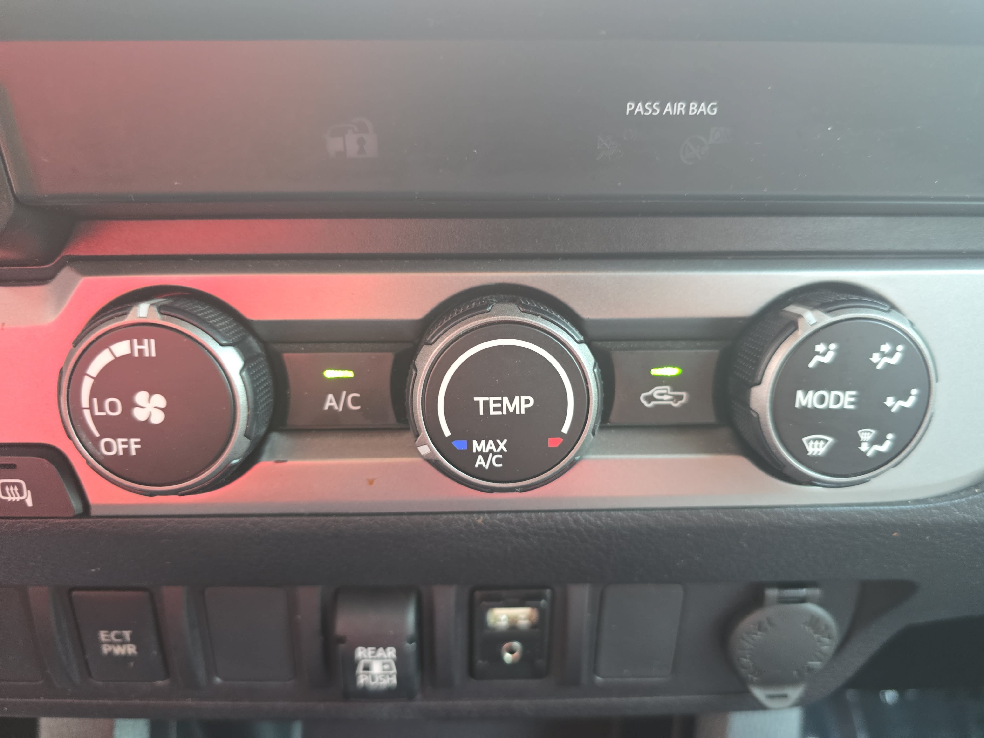 Used 2019 Toyota Tacoma SR5 RWD image 20
