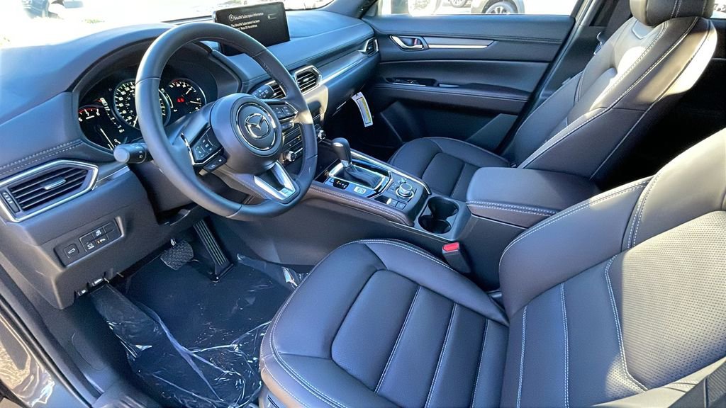 New 2025 MAZDA CX-5 Signature image 16