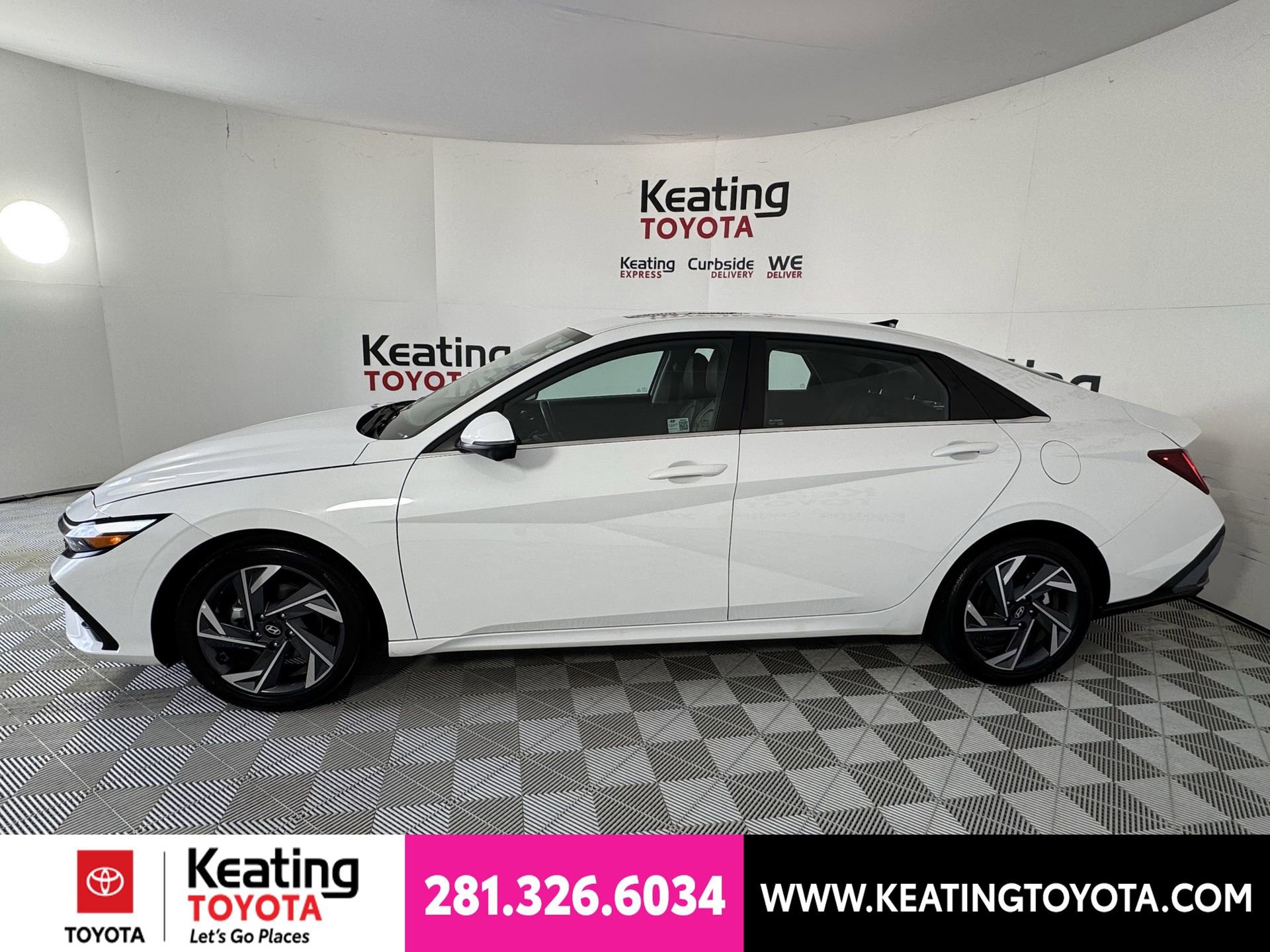 Used 2024 Hyundai Elantra Limited FWD image 8