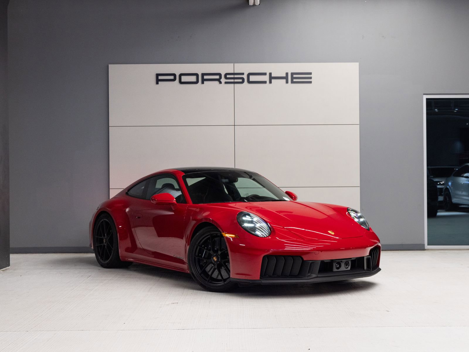 Certified 2025 Porsche 911 Carrera GTS RWD image 9