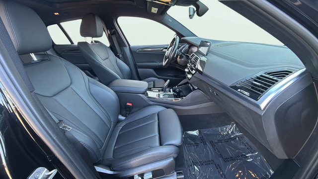 Used 2021 BMW X4 xDrive30i w/ M Sport Package AWD/4WD image 28
