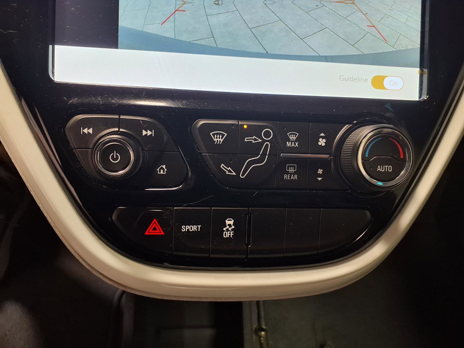 Used 2021 Chevrolet Bolt LT image 14