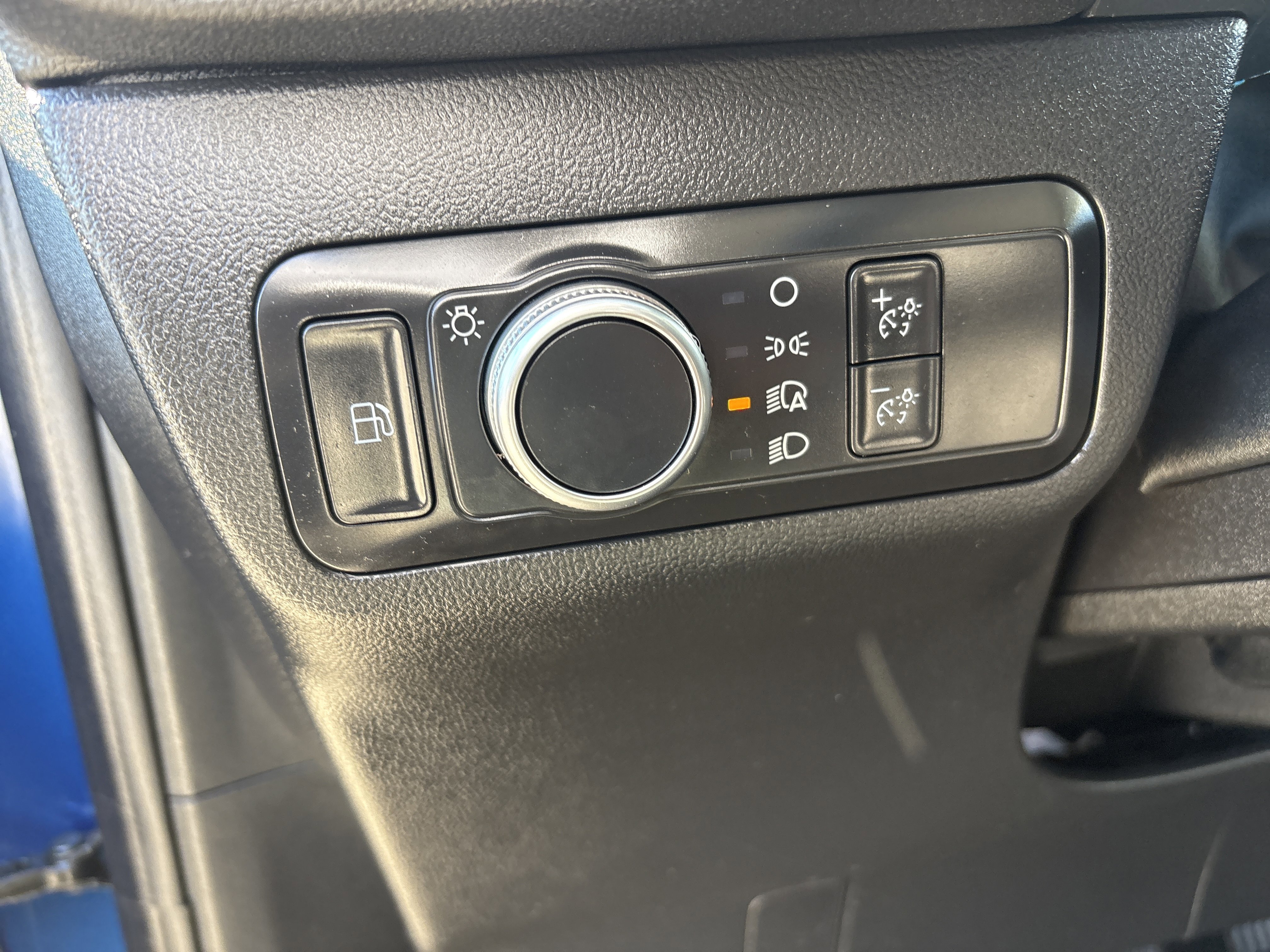 Used 2022 Ford Escape SE image 10