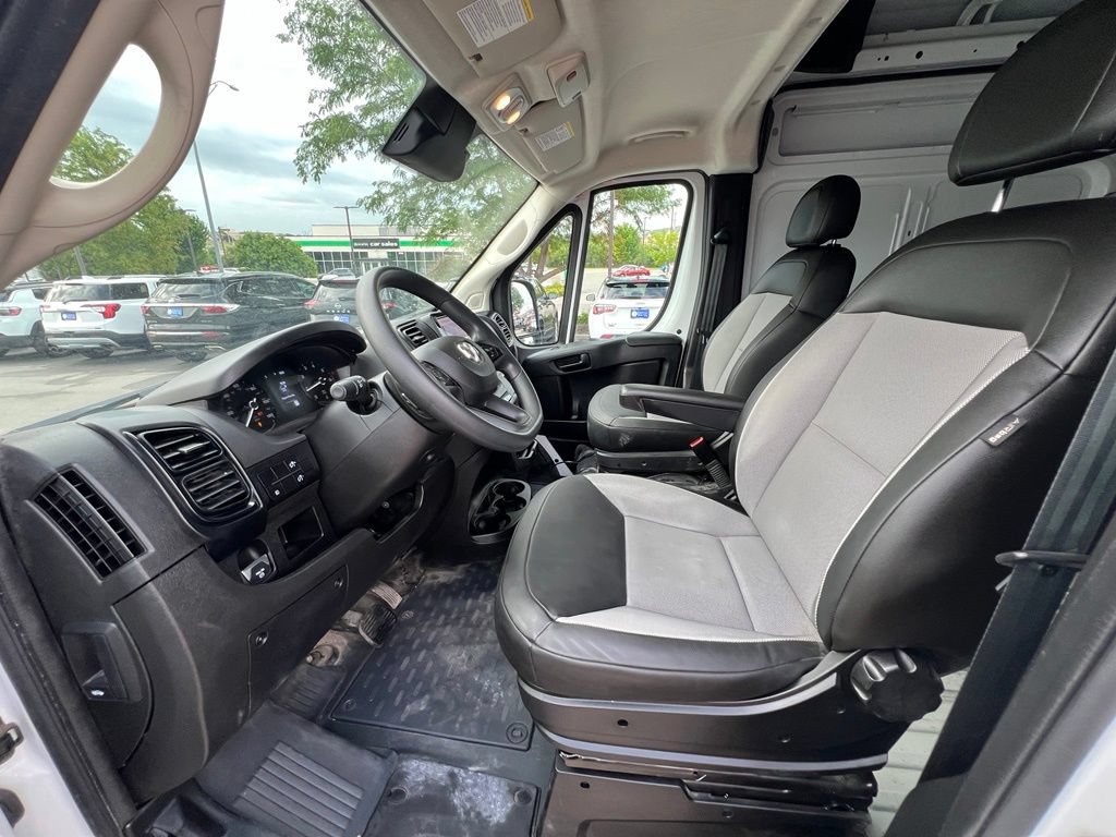 Used 2026 RAM ProMaster 2500 w/ Convenience Group FWD image 19