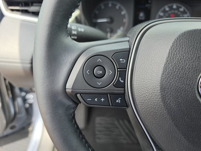 Used 2023 Toyota Corolla Cross LE FWD image 36