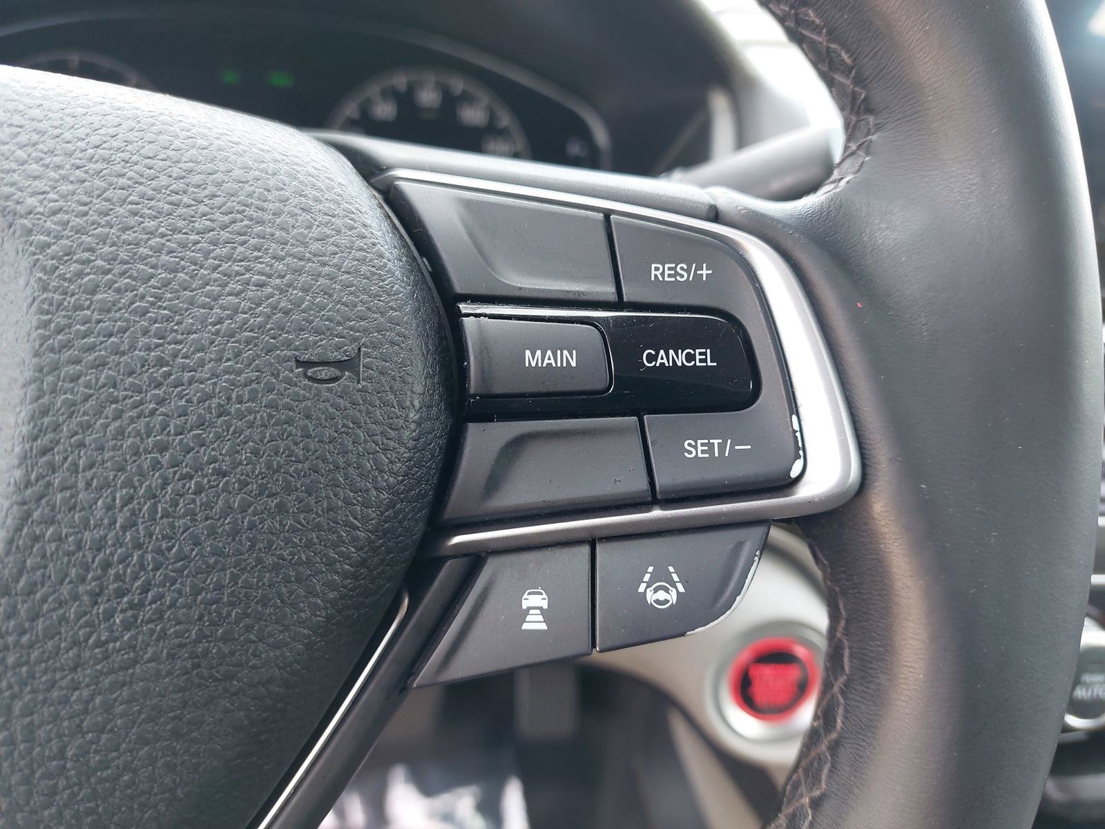 Used 2018 Honda Accord EX-L image 18