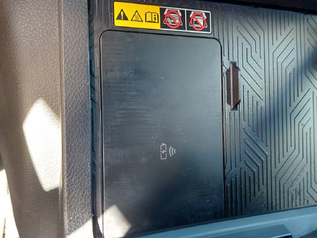 Used 2024 Toyota Tacoma SR5 AWD/4WD image 19