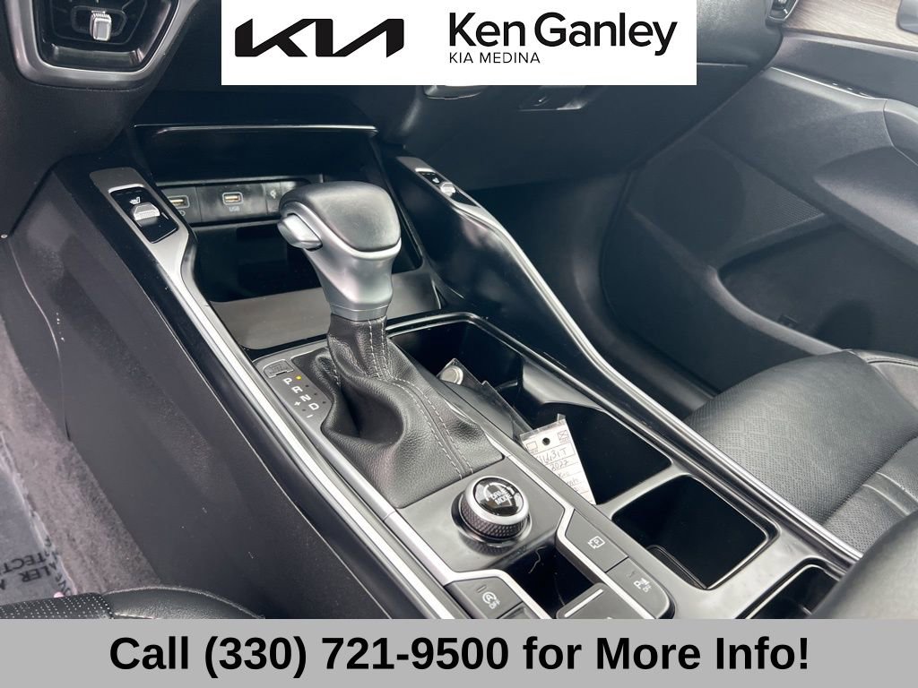 Certified 2022 Kia Sorento EX w/ Panoramic Sunroof Package image 35