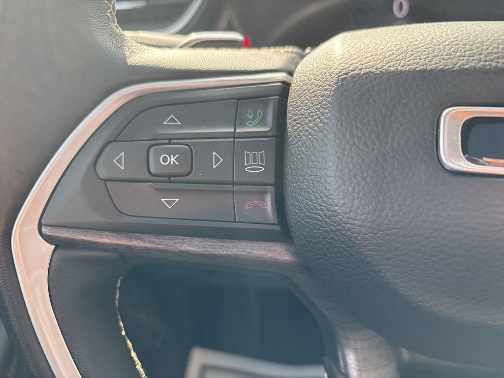 Used 2022 Jeep Grand Cherokee L Limited image 13