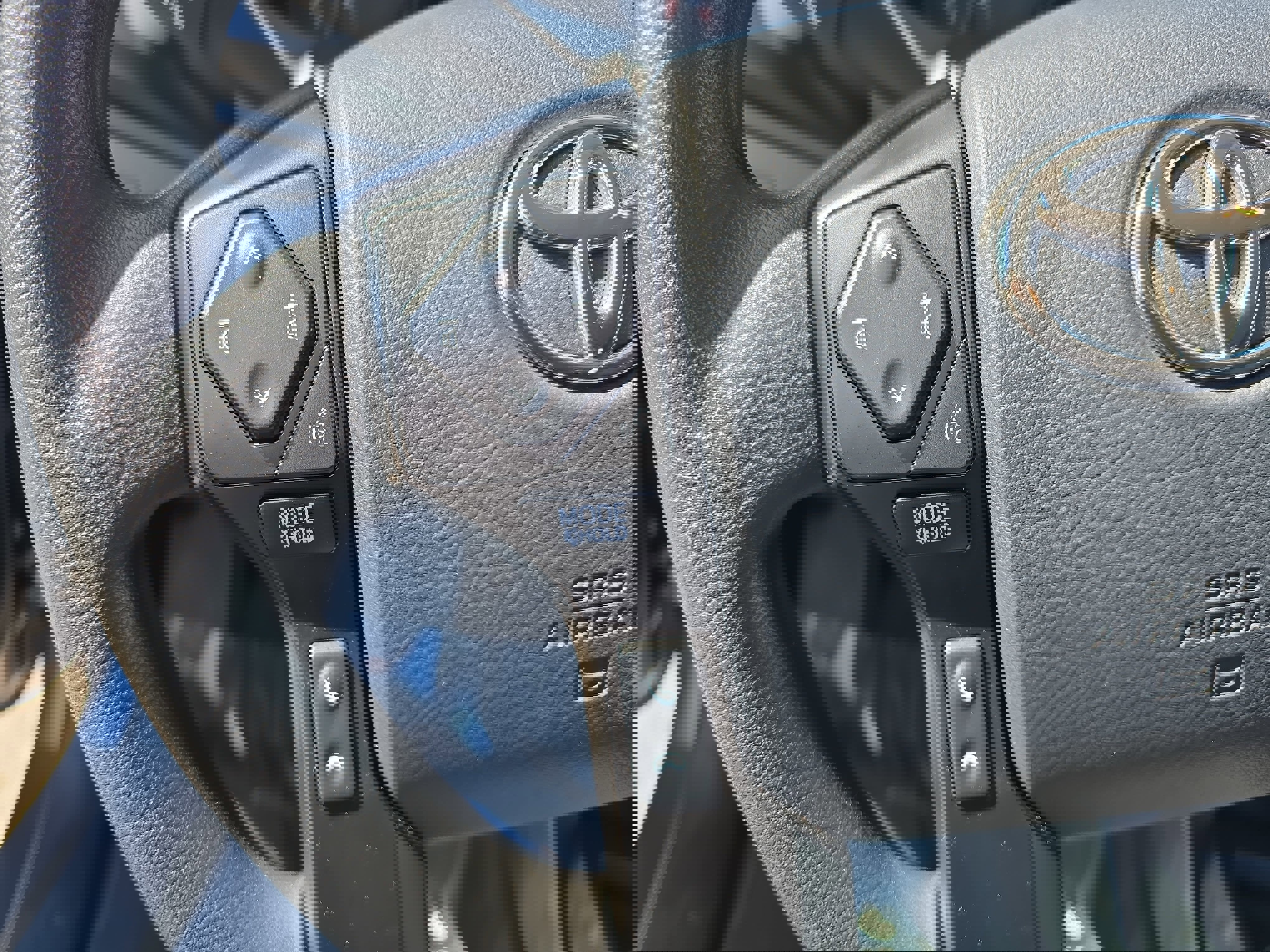 Used 2023 Toyota Tacoma SR image 19