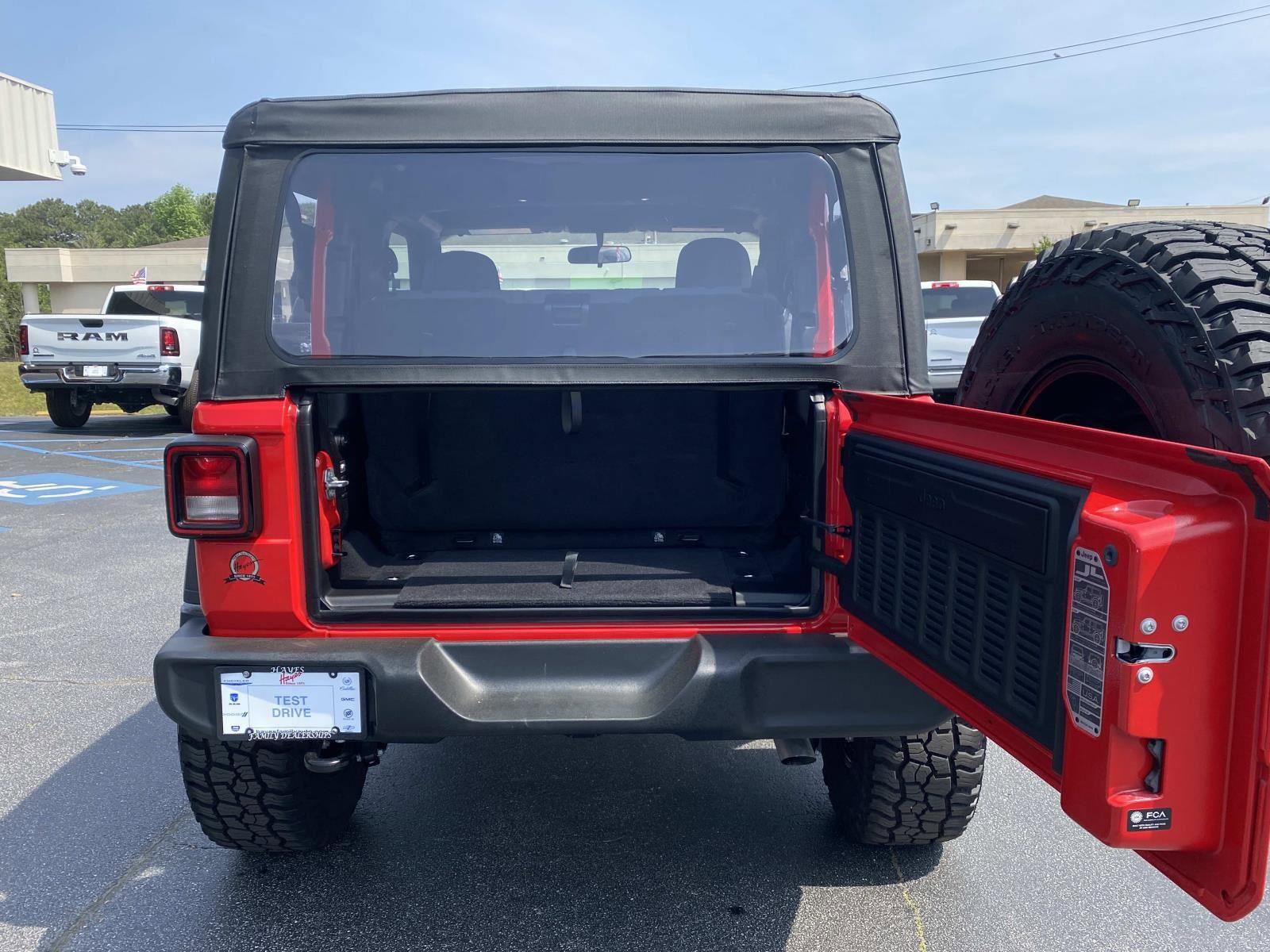 Certified 2025 Jeep Wrangler Sport image 5