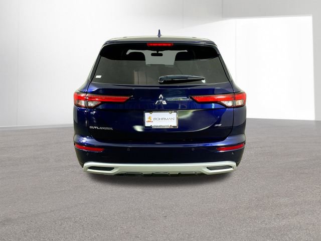 Used 2022 Mitsubishi Outlander SE image 30