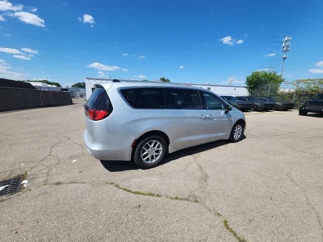 Certified 2023 Chrysler Voyager LX FWD image 12