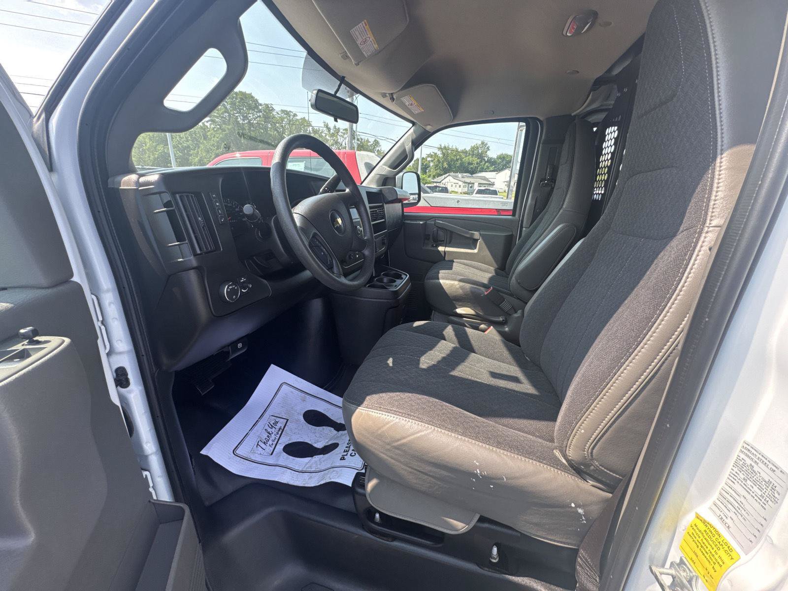 Used 2024 Chevrolet Express 2500 w/ Driver Convenience Package RWD image 6