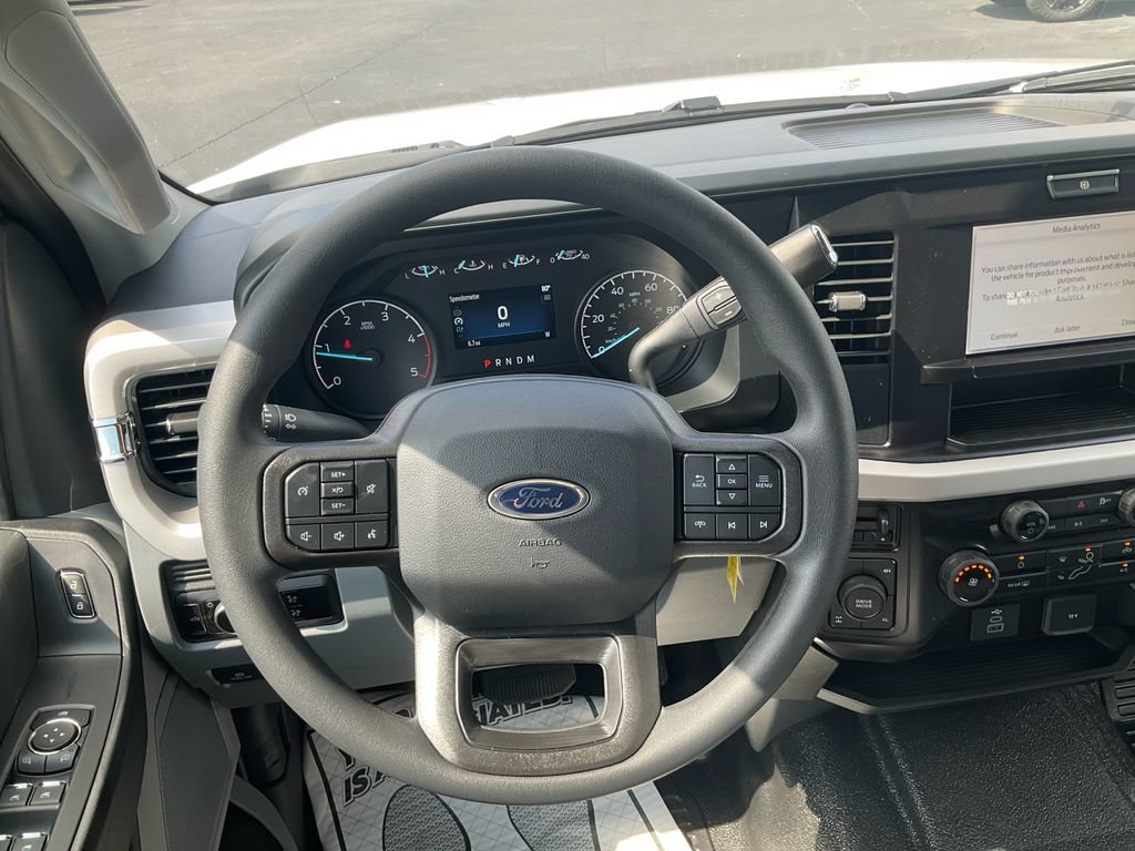 New 2026 Ford F250 XL AWD/4WD image 23