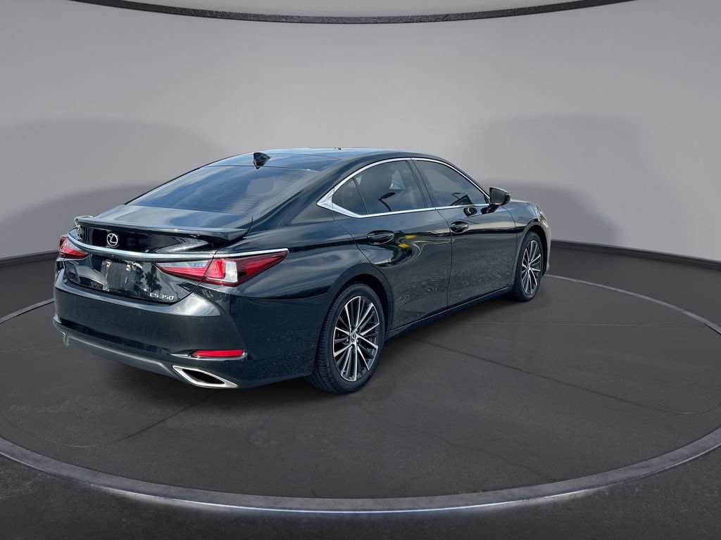 Used 2022 Lexus ES 350 w/ Premium Package FWD image 2