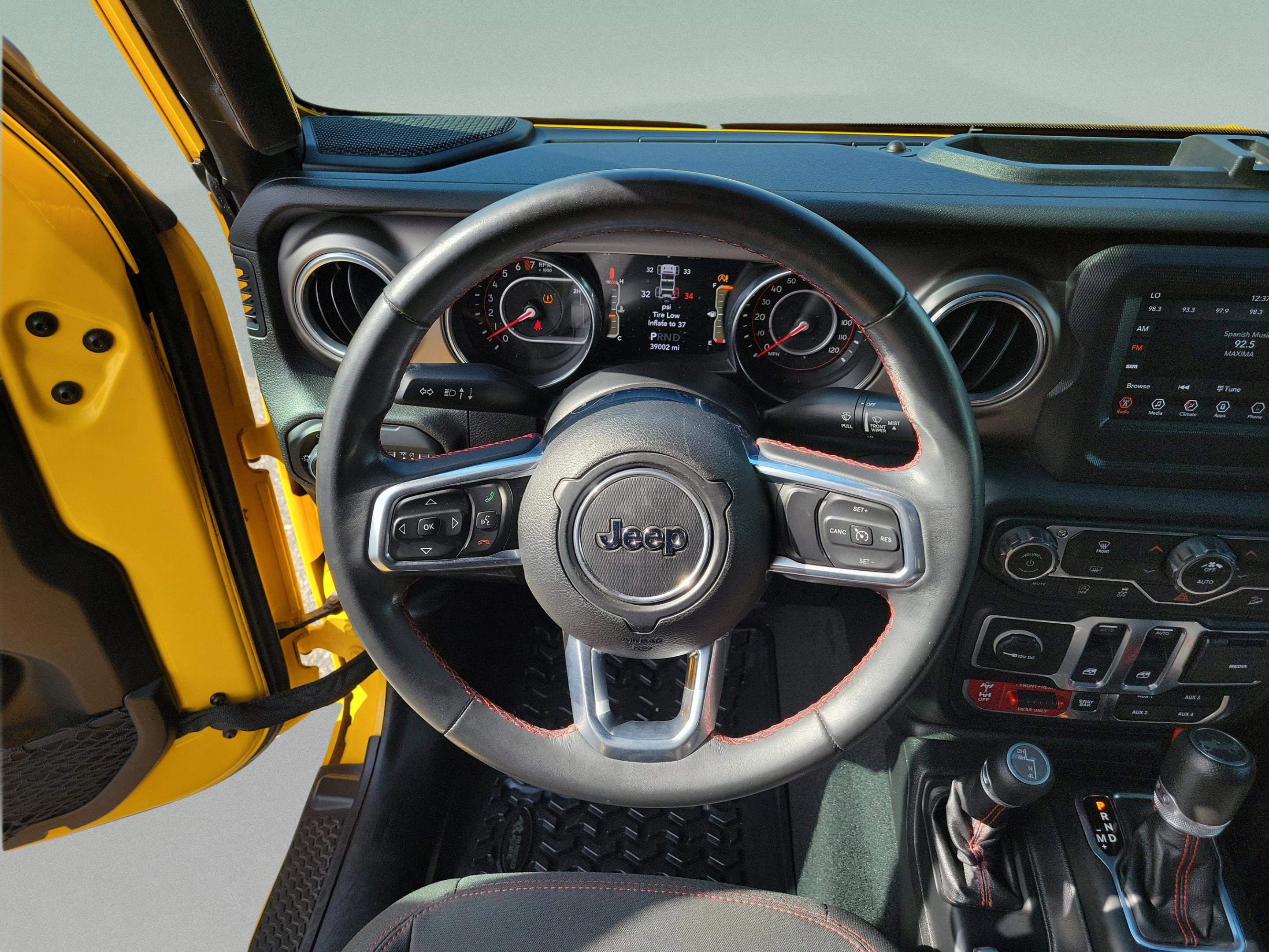 Used 2019 Jeep Wrangler Rubicon w/ Steel Bumper Group image 11