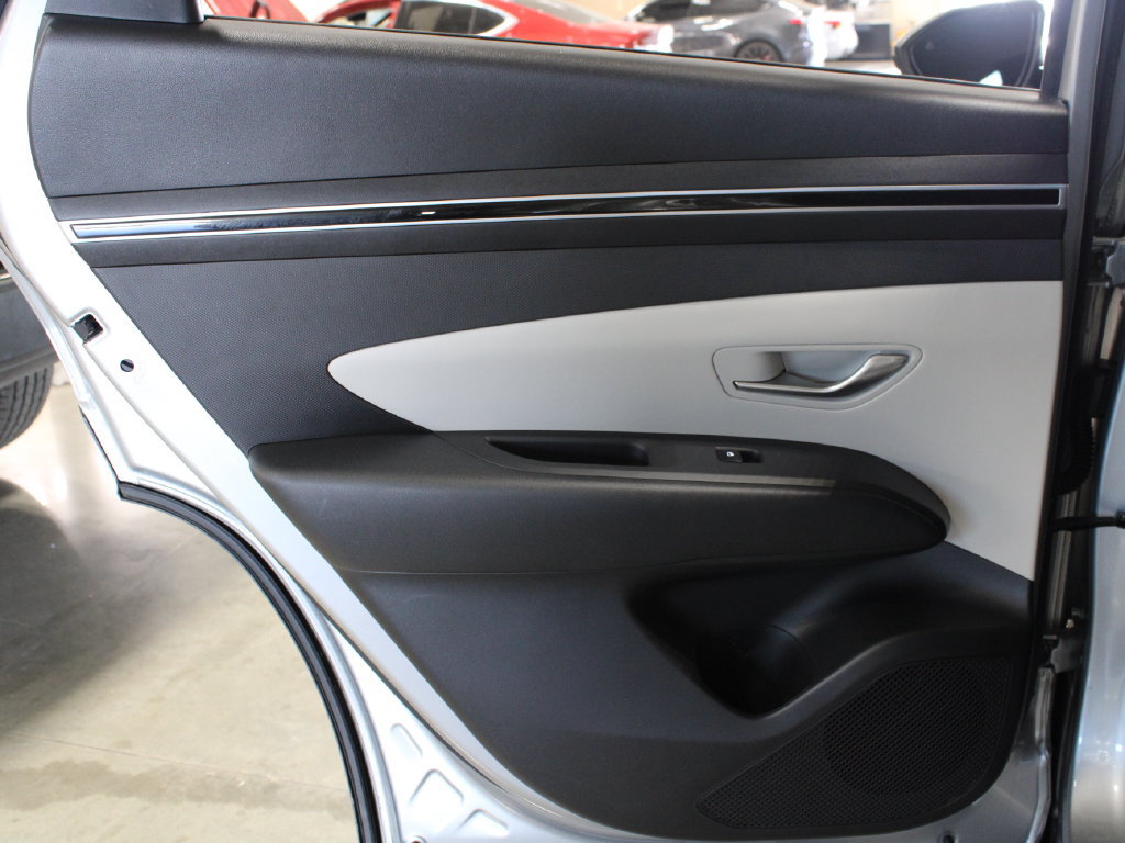 Used 2024 Hyundai Tucson SE FWD image 28