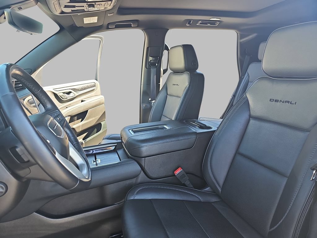 Used 2021 GMC Yukon Denali w/ Denali Premium Package AWD/4WD image 19