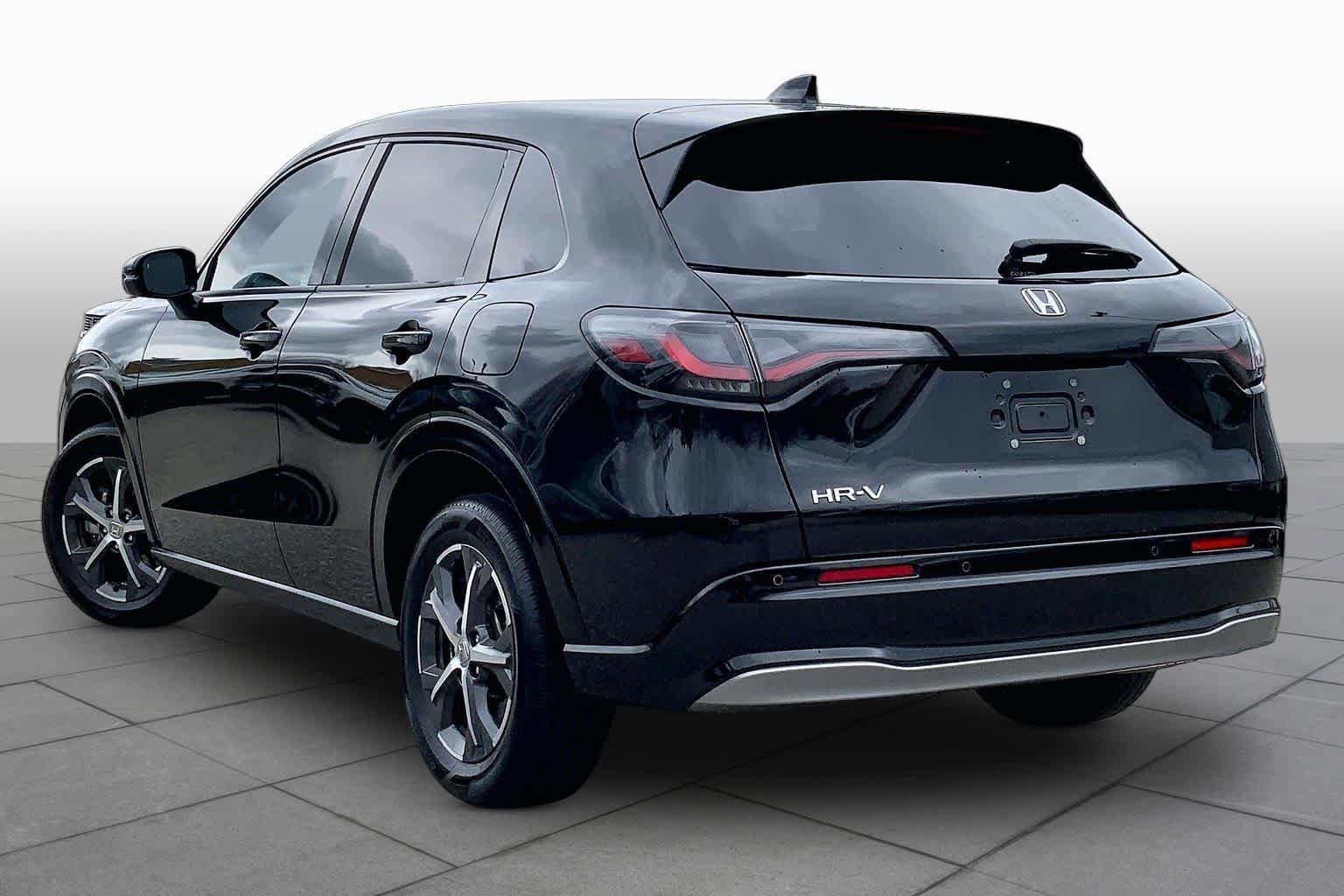 Used 2024 Honda HR-V EX-L image 12