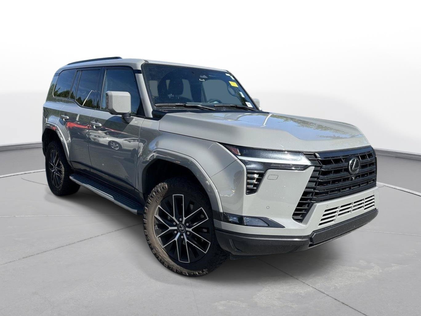 Used 2024 Lexus GX 550 w/ Accessory Package (Z1) AWD/4WD image 4