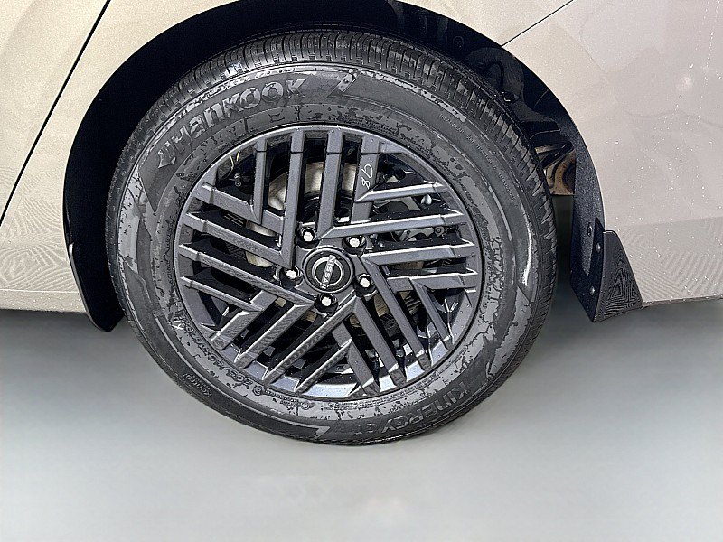 New 2026 Nissan Sentra SV w/ SV Convenience Package FWD image 29