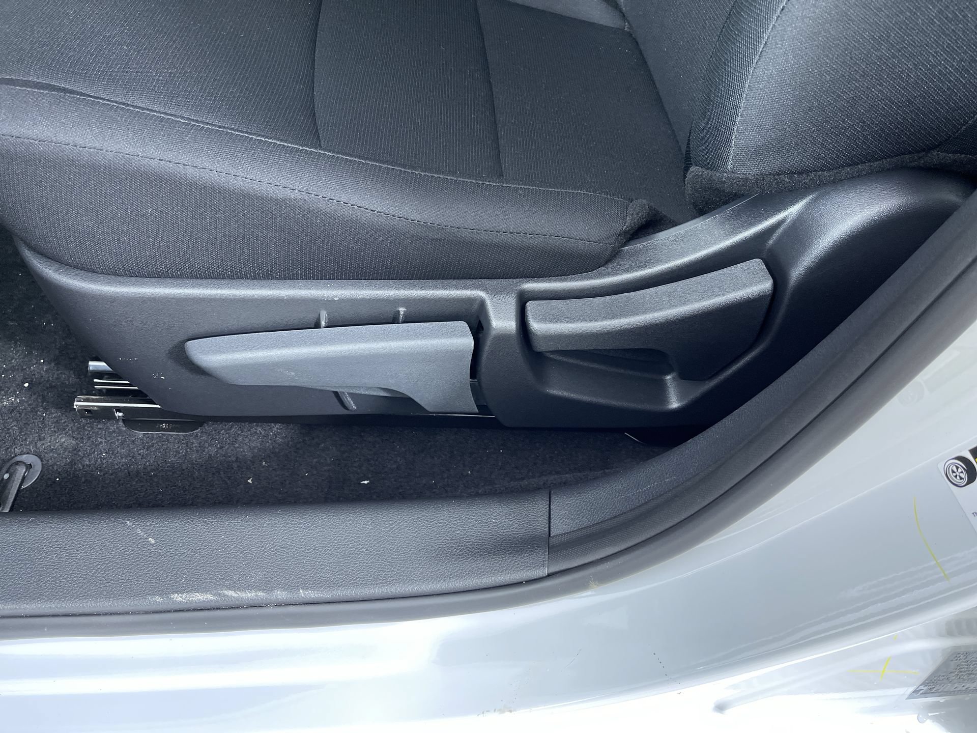 Certified 2025 Nissan Sentra S FWD image 12