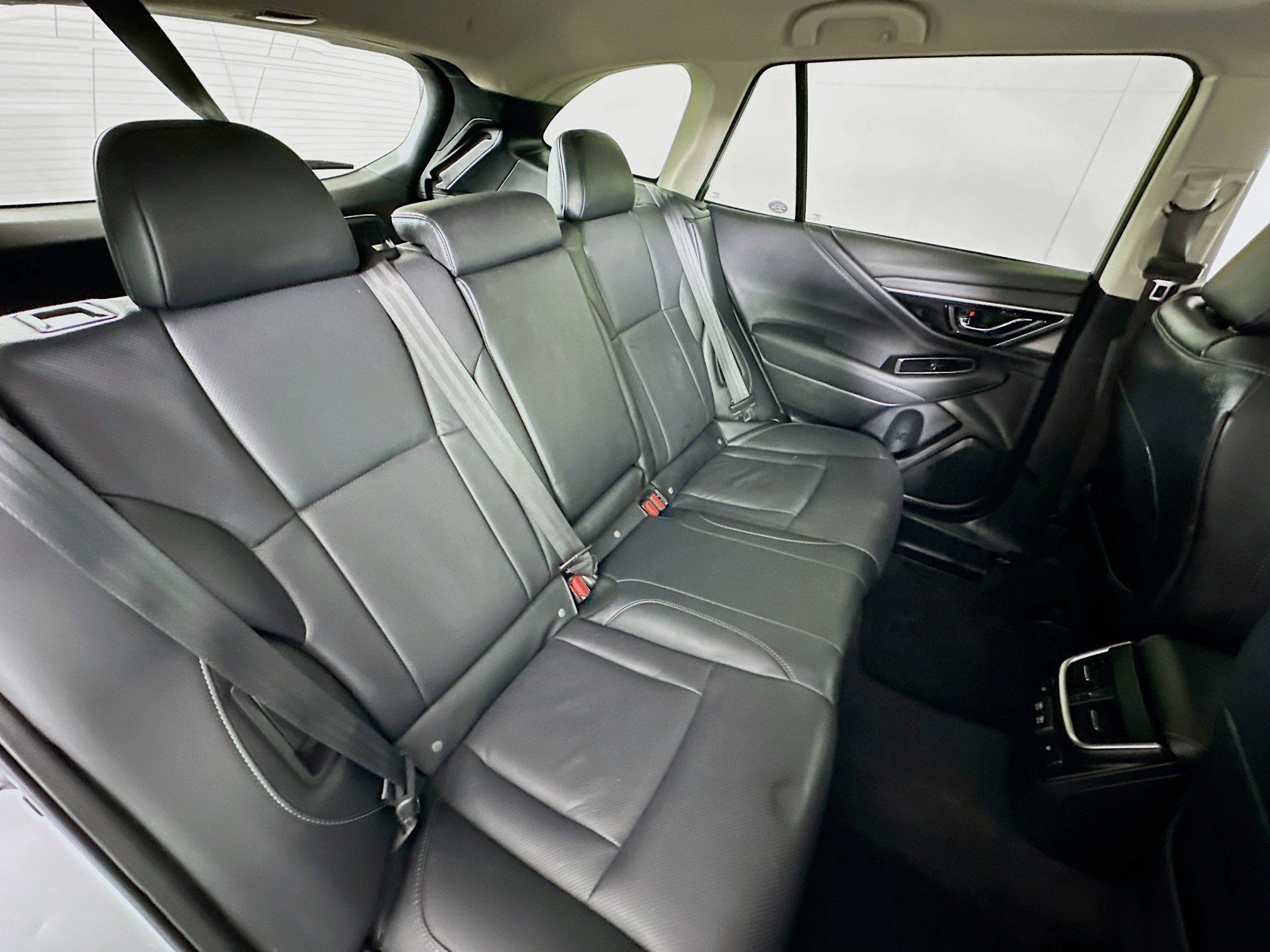 Used 2022 Subaru Outback Limited XT image 28