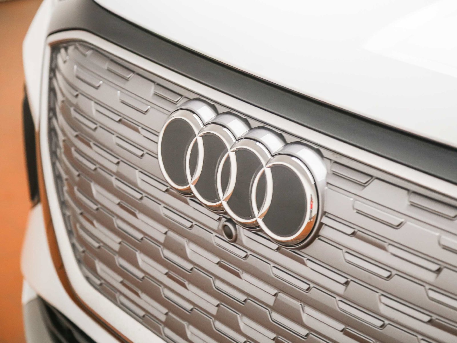Certified 2023 Audi Q4 e-tron Premium w/ Convenience Package RWD image 9