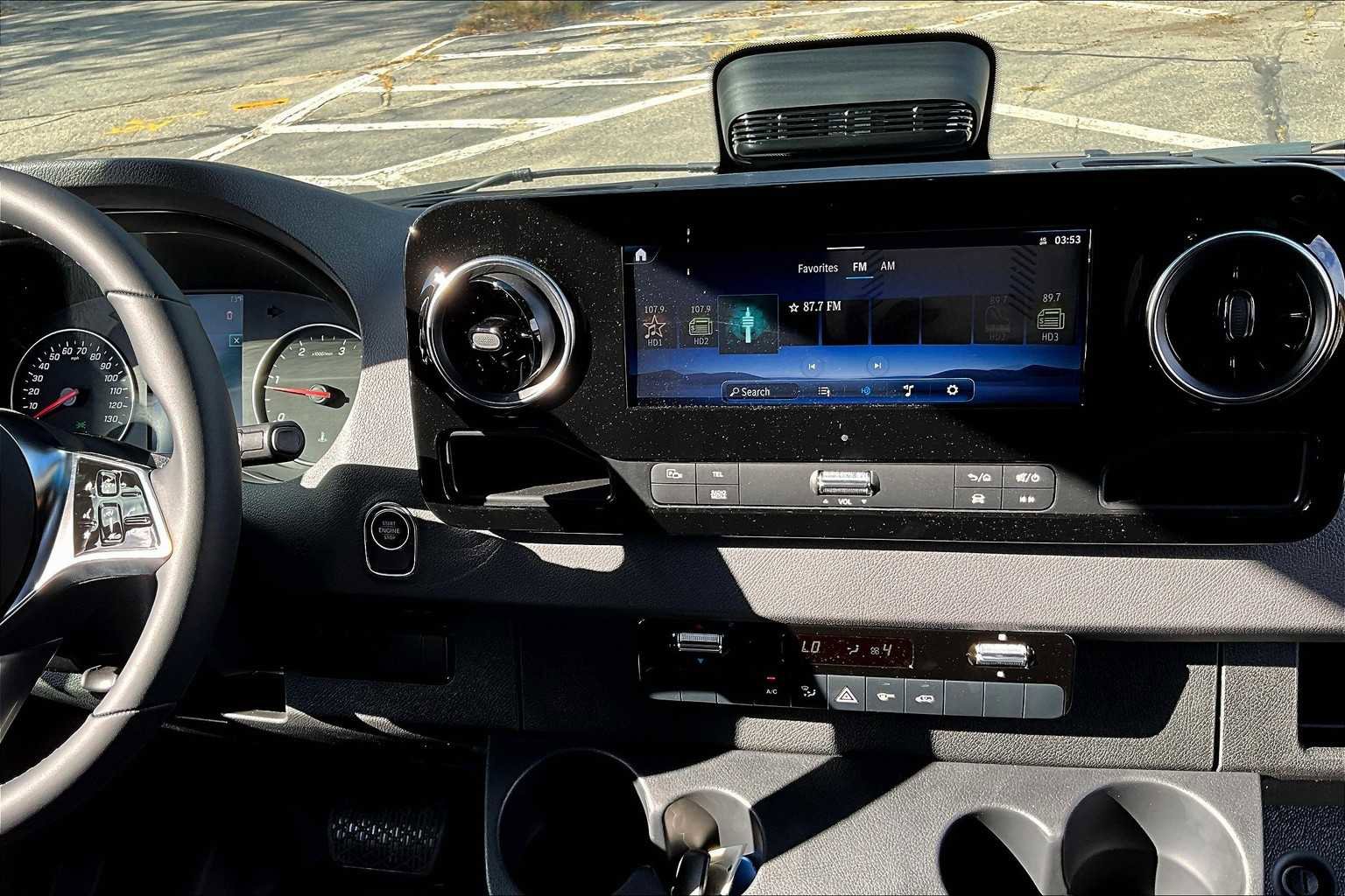 New 2025 Mercedes-Benz Sprinter 2500 image 8