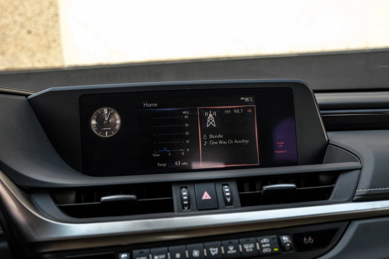 Used 2020 Lexus ES 350 w/ Premium Package FWD image 27