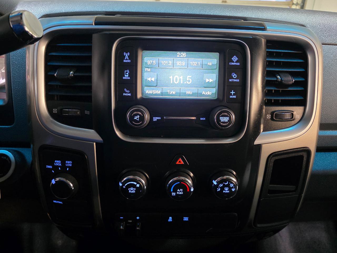 Used 2017 RAM 2500 SLT image 31