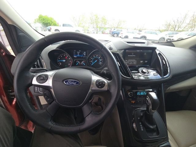 Used 2015 Ford Escape Titanium AWD/4WD image 5