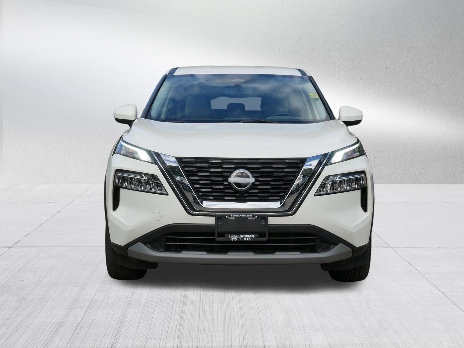 Certified 2023 Nissan Rogue SV AWD/4WD image 2