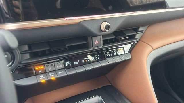 New 2025 Toyota Crown Signia w/ Advanced Technology Package image 23