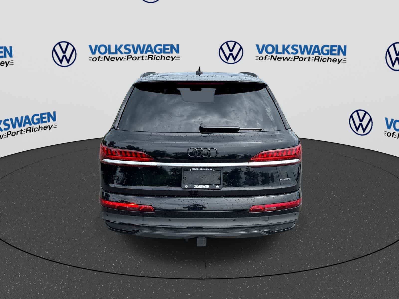 Used 2021 Audi Q7 3.0T Prestige w/ Prestige Package AWD/4WD image 13