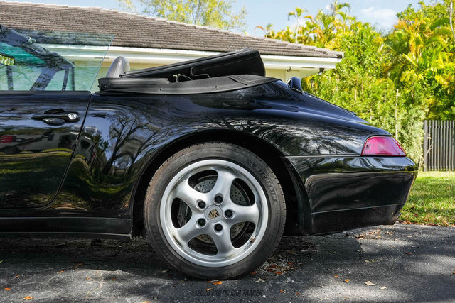 Used 1995 Porsche 911 Carrera image 5