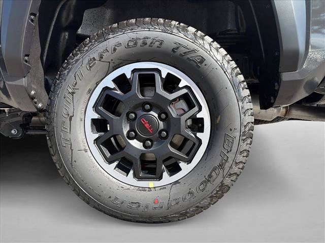 New 2026 Toyota Tacoma TRD Off-Road AWD/4WD image 9