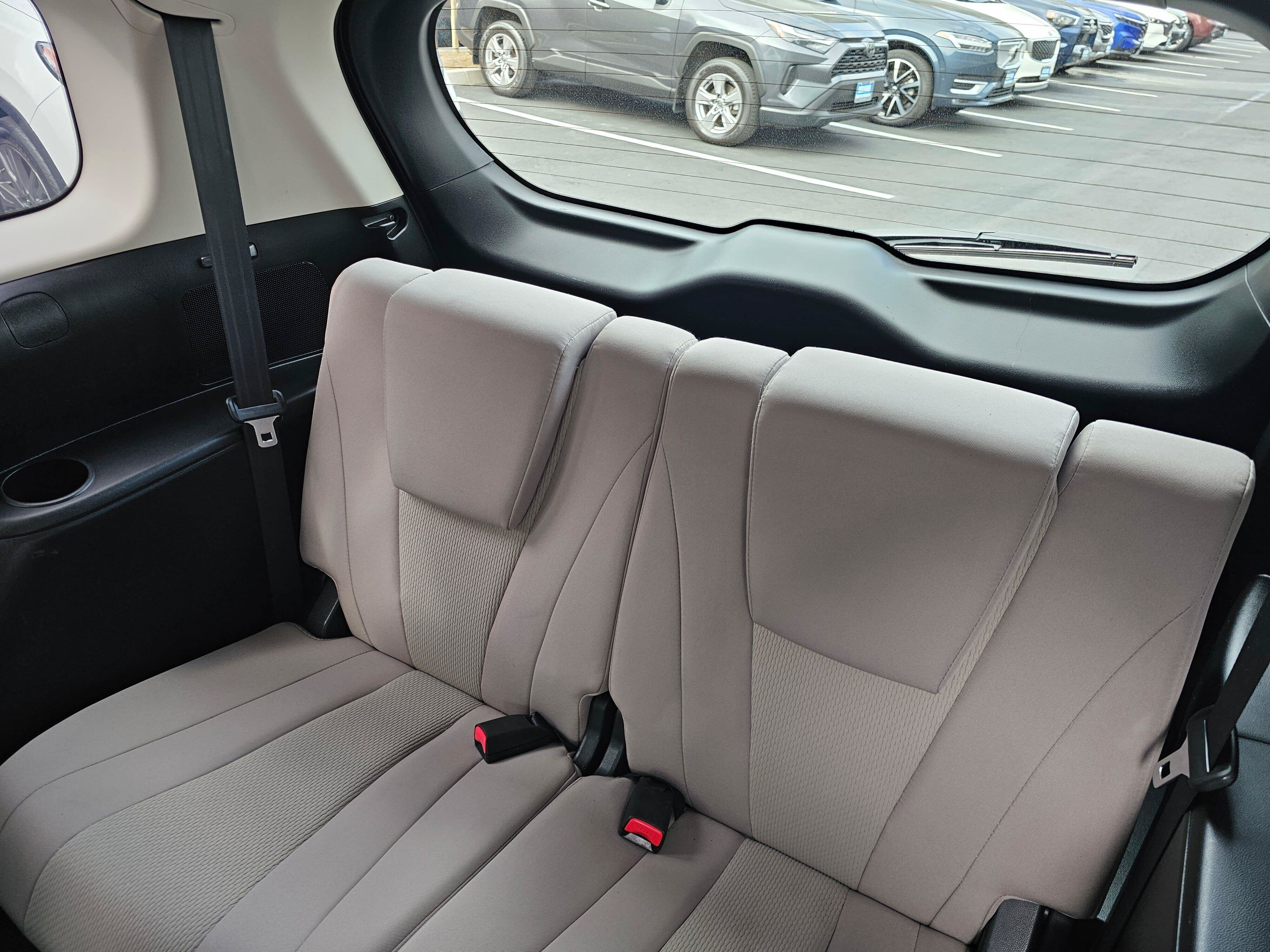 Used 2015 MAZDA MAZDA5 Sport FWD image 21
