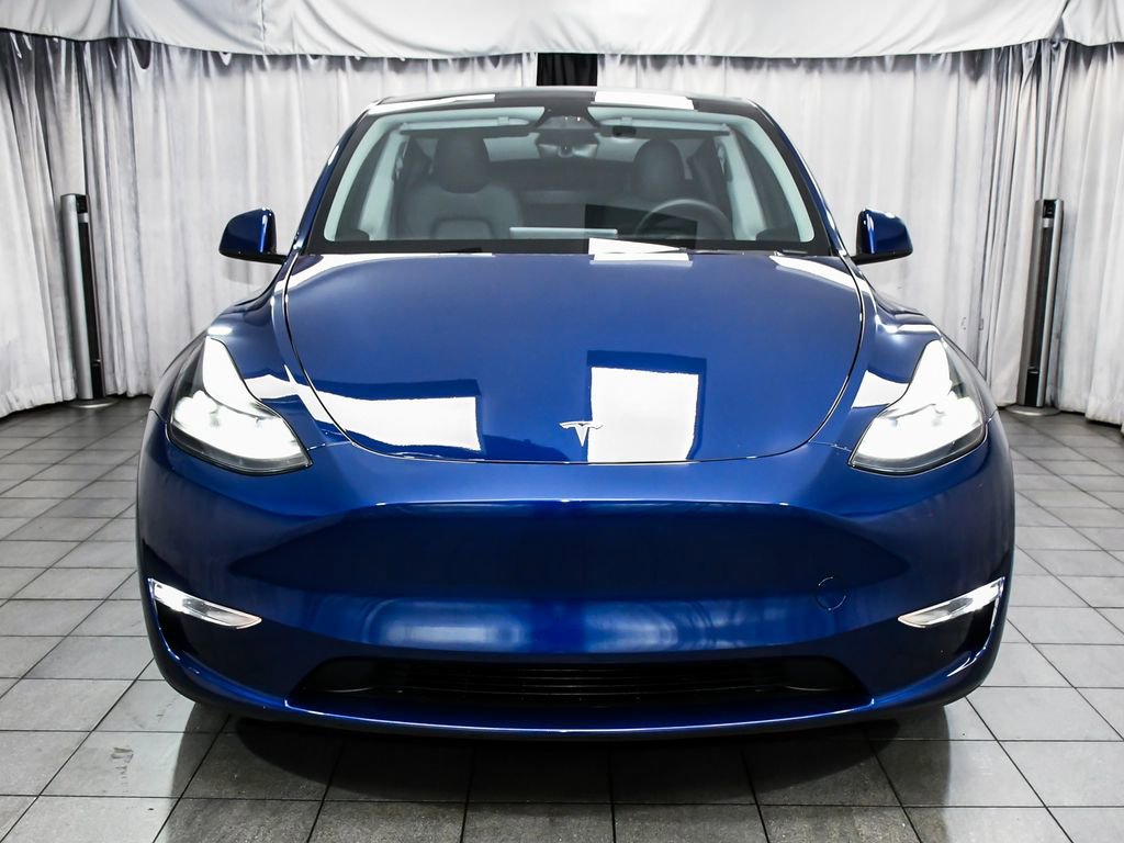 Used 2023 Tesla Model Y Performance AWD/4WD image 2