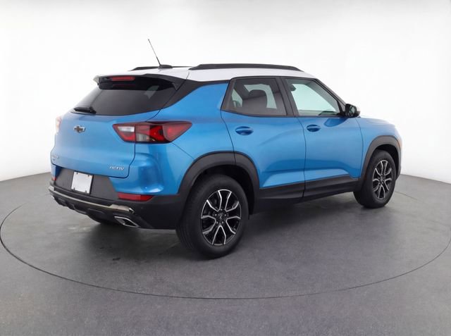 Used 2025 Chevrolet TrailBlazer ACTIV w/ Convenience Package image 4