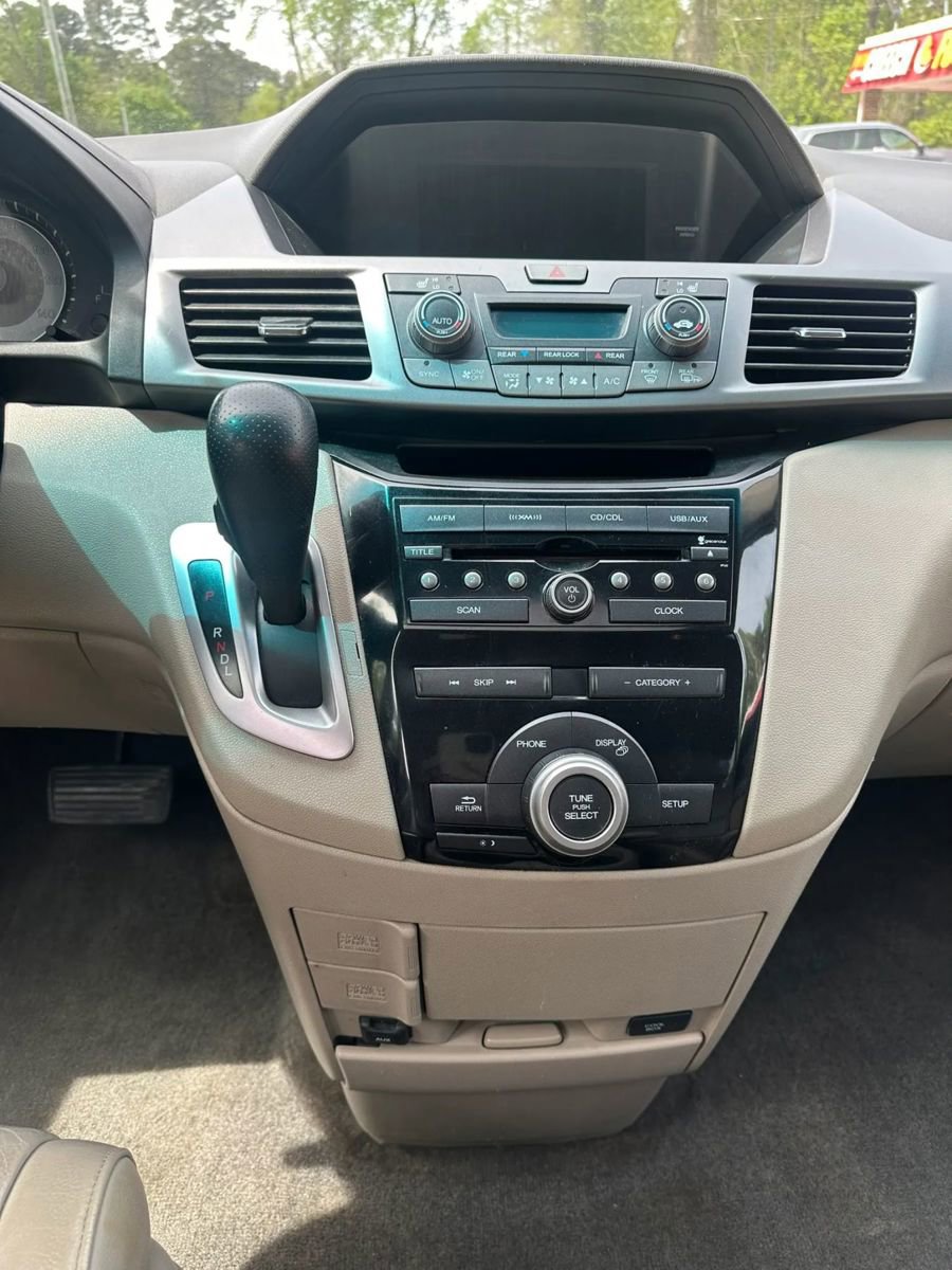 Used 2011 Honda Odyssey EX-L image 17