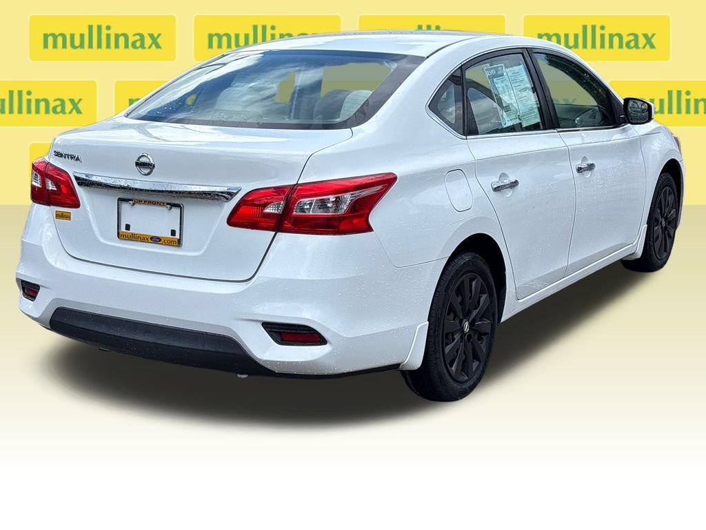Used 2016 Nissan Sentra S FWD image 4