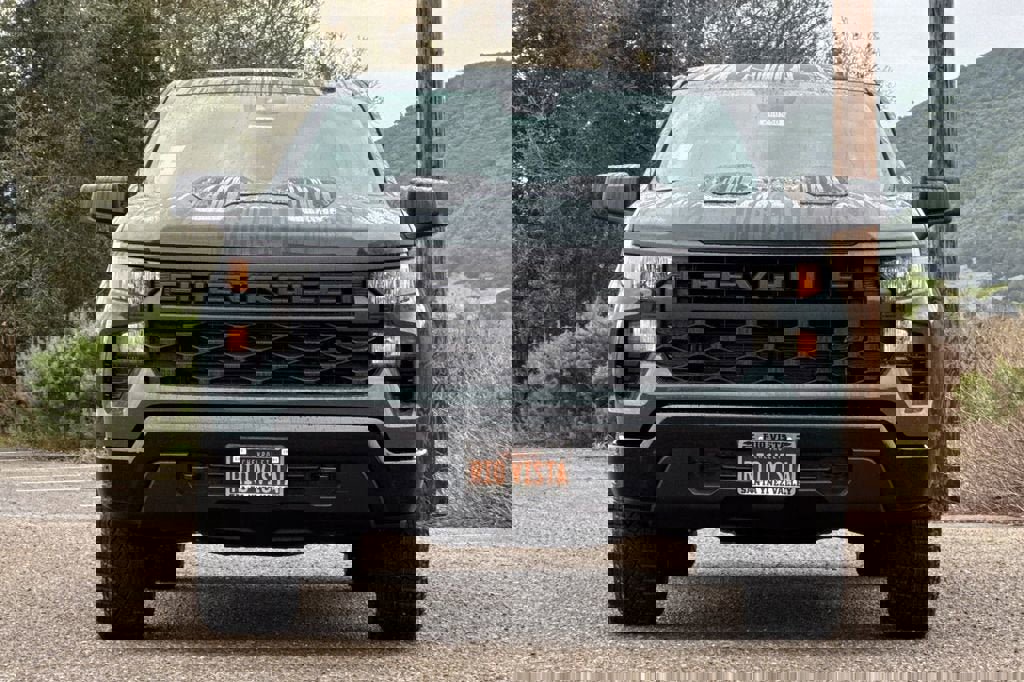 New 2026 Chevrolet Silverado 1500 Custom Trail Boss w/ Dark Appearance Package image 9