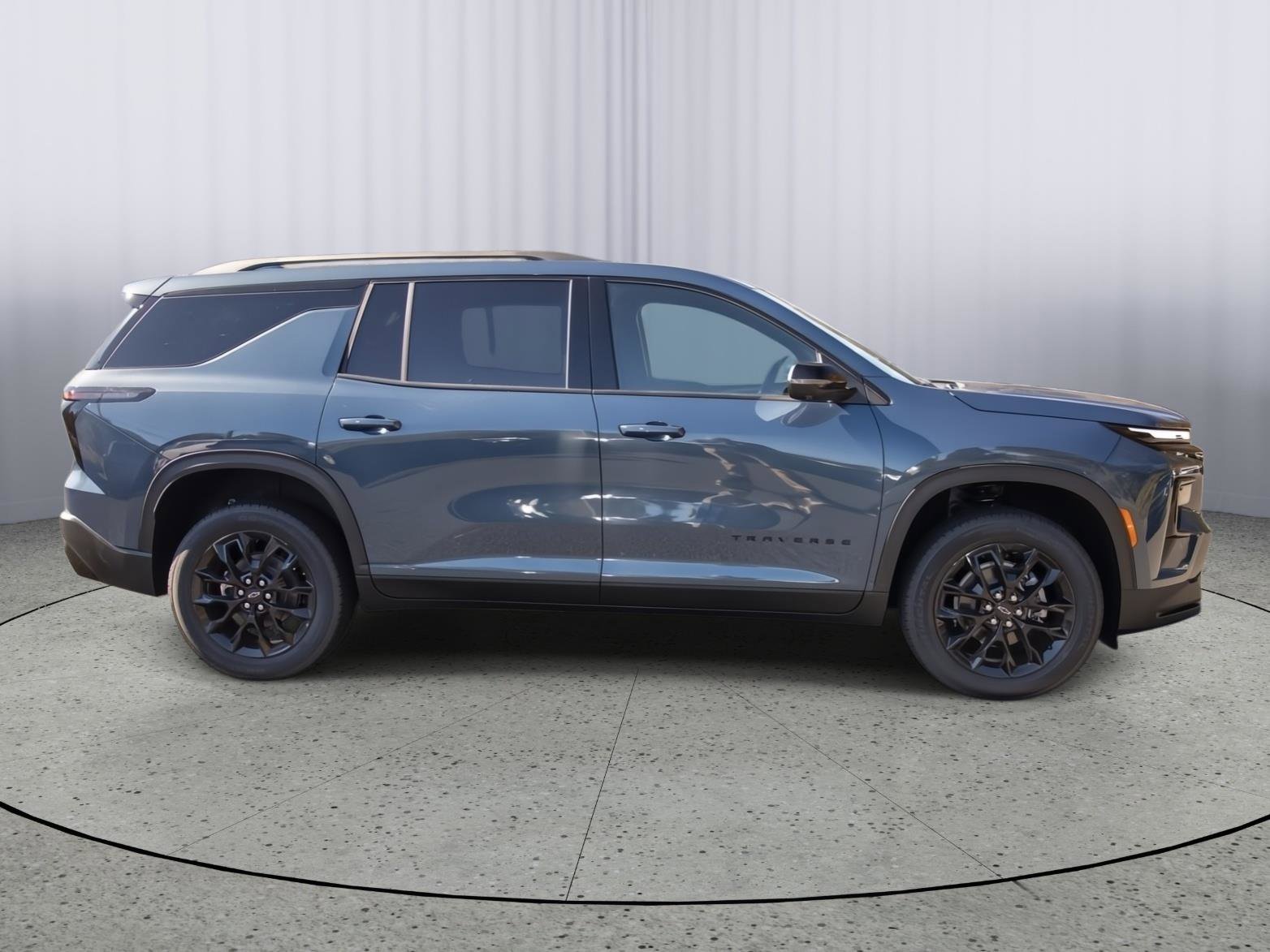 New 2026 Chevrolet Traverse LT w/ Midnight/Sport Edition image 9
