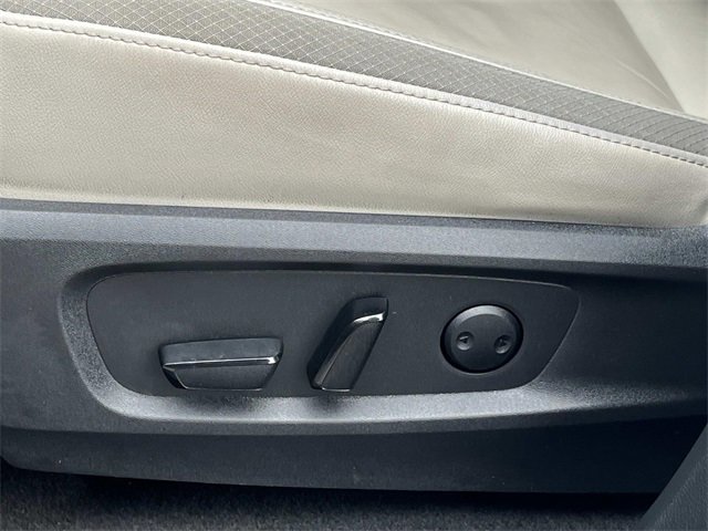 Used 2023 Nissan Pathfinder SL w/ SL Premium Package image 24